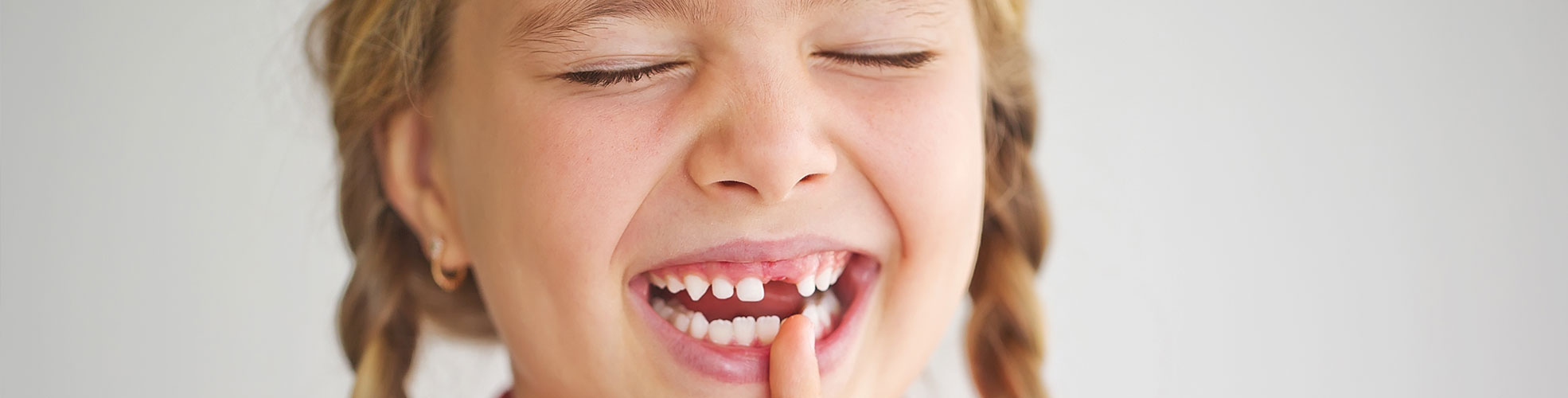 Un dente caduto alla bambina